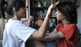小伙爆料女孩隐私视频,小伙曝光女孩私密视频引发社会关注